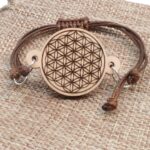 Lebensblume Armband aus Holz