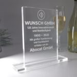 Personalisierte Acrylglas Trophäe – Rechteckig mit Sockel | 10 mm Premiumglas | Lasergravur mit Text & Logo – Bild 2