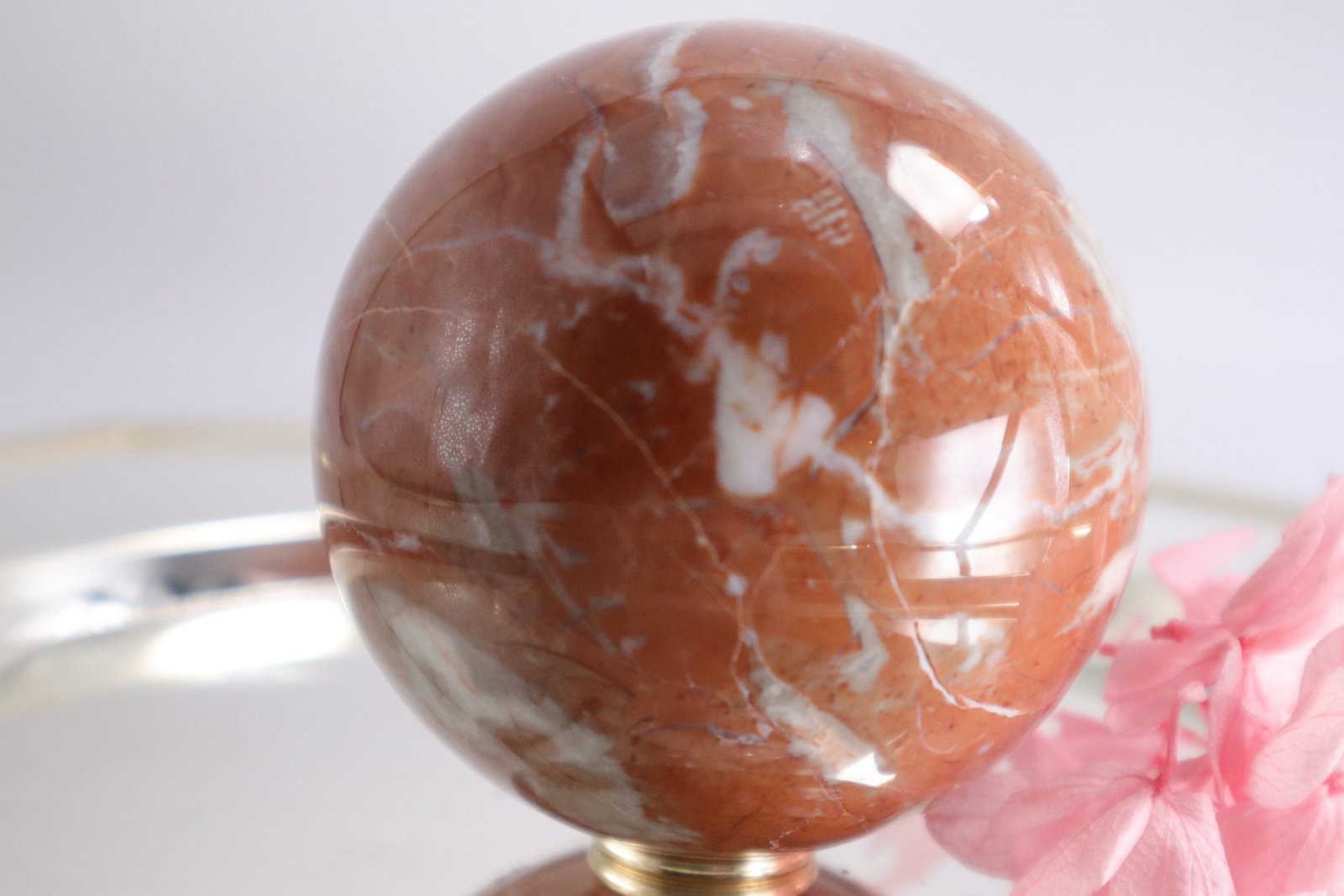 Kappeler Rotmarmor Naturstein Kugel aus Pfronten, 78mm