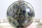 Große Kambaba Jaspis Kugel in Hochglanz, 77 mm – Bild 6