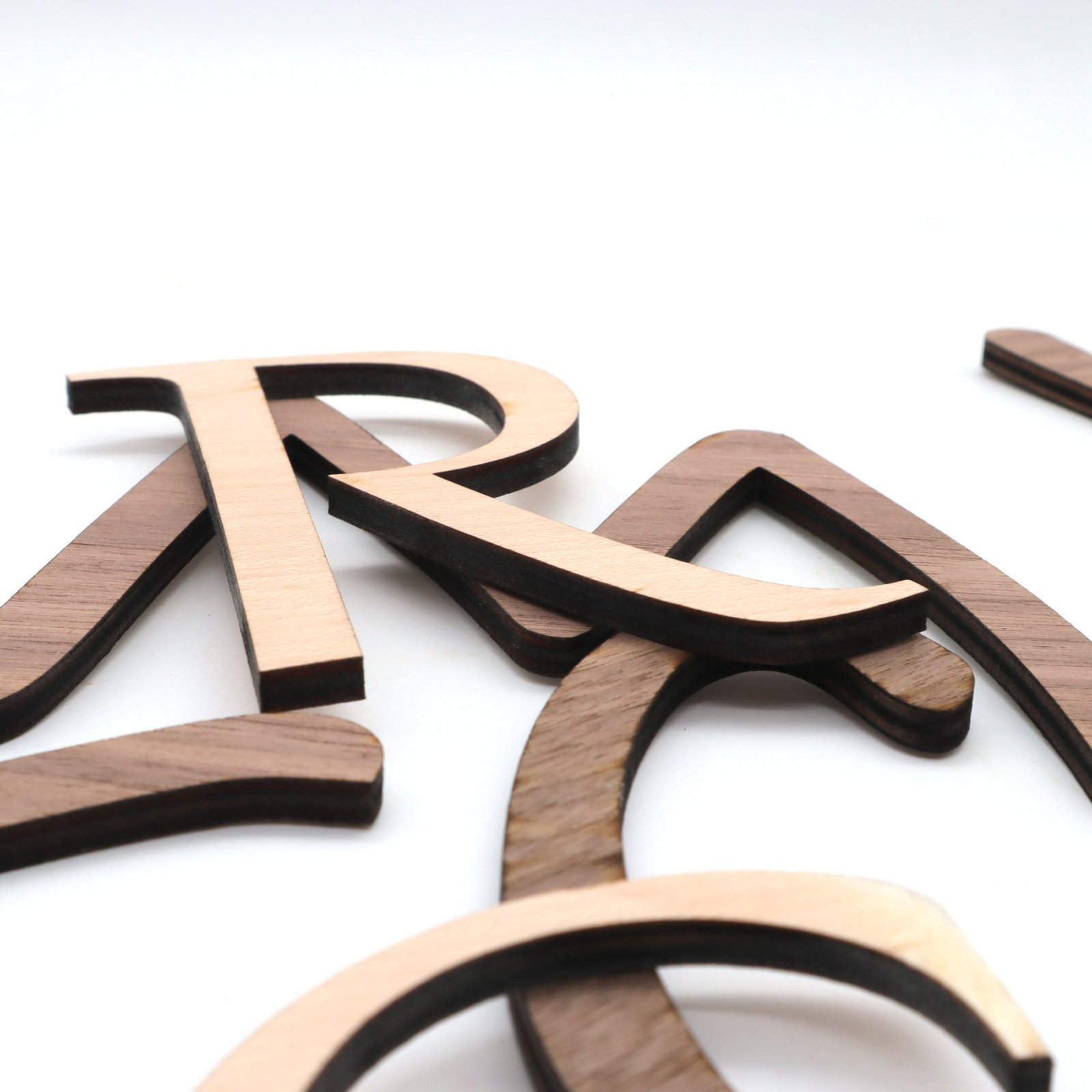 HOLZ BUCHSTABEN AHORN / NUSSBAUM, natürliche Holzbuchstaben, Personalisierter Schriftzug