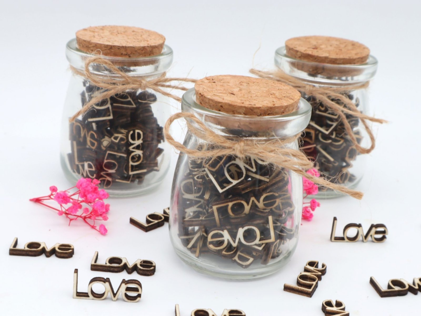 Liebesgeschenk, LOVE sagen mit lustigem Geschenk für guten Freund oder Freundin