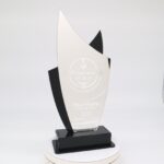 Moderne edle Sport Trophäe, eigener Text Logo, farbiges und klarem Acryl - Personalisierte Gravur - Pokal - Auszeichnung - Elegante Ehrungen – Bild 2