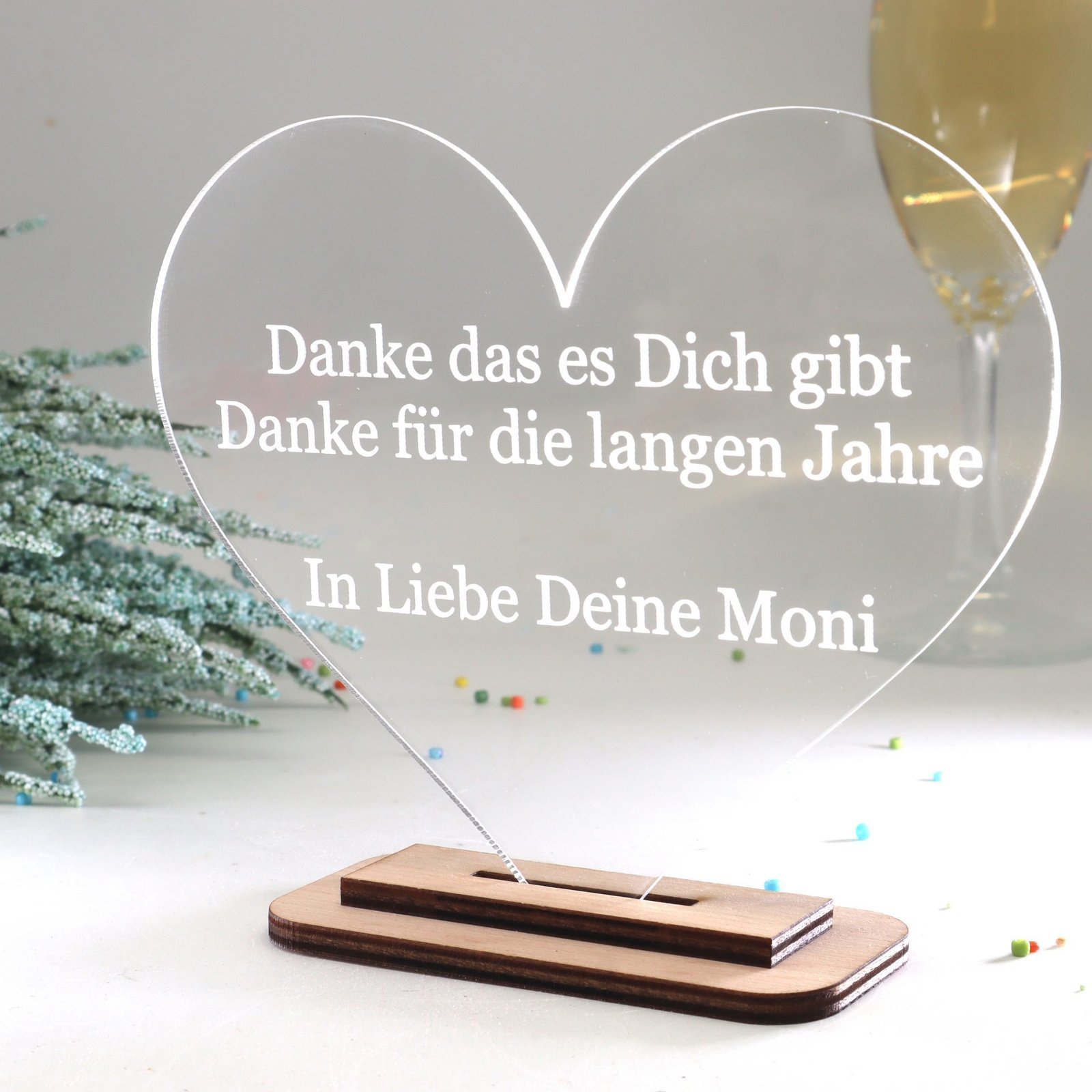 Moderne edle Trophäe Award Herzform, eigener Text, Orden Medaille aus Ahorn und Acryl - Personalisierter Pokal - Auszeichnung - Elegant