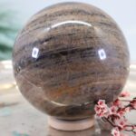 Große Schwarze Mondstein Edelsteinkugel mit wunderbarem Farbspiel – Bild 4