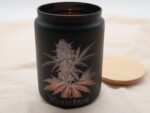 Aufbewahrung Cannabis Dolden Motiv Glas graviert | Personalisiert | Cannabisblüten | Grow Weed Seed | Unkraut Aufbewahrung – Bild 3