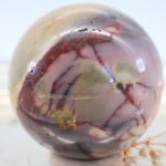 GROSSE MOOKAIT Edelsteinkugel 58 mm, Lila Gelb, schöne Maserung, hohe Qualität, Glänzend – Bild 8