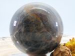 Große Schwarze Mondstein Edelsteinkugel mit wunderbarem Farbspiel – Bild 6