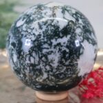 Dunkel Grüne Moosachat Edelsteinkugel, 79mm – Bild 8