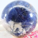 Sodalit Edelsteinkugel in Königsblau - hohe Qualität 73 mm – Bild 7