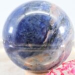 Sodalit Edelsteinkugel in Königsblau - hohe Qualität 73 mm – Bild 8