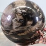 Große Versteinertes Holz Edelsteinkugel aus Deutschland, Kieselholz, Braun, 83mm – Bild 4